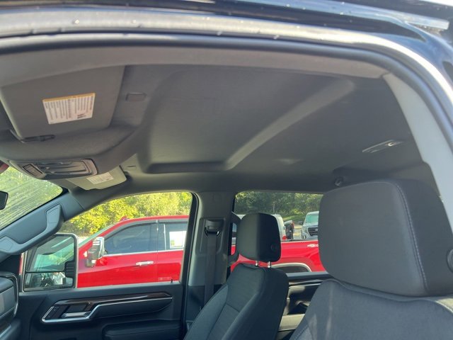 Used 2024 Chevrolet Silverado 2500 LT image 15