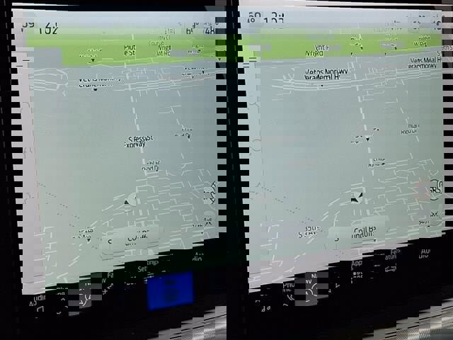 New 2025 Ford F150 Lariat w/ Equipment Group 501A Mid image 14