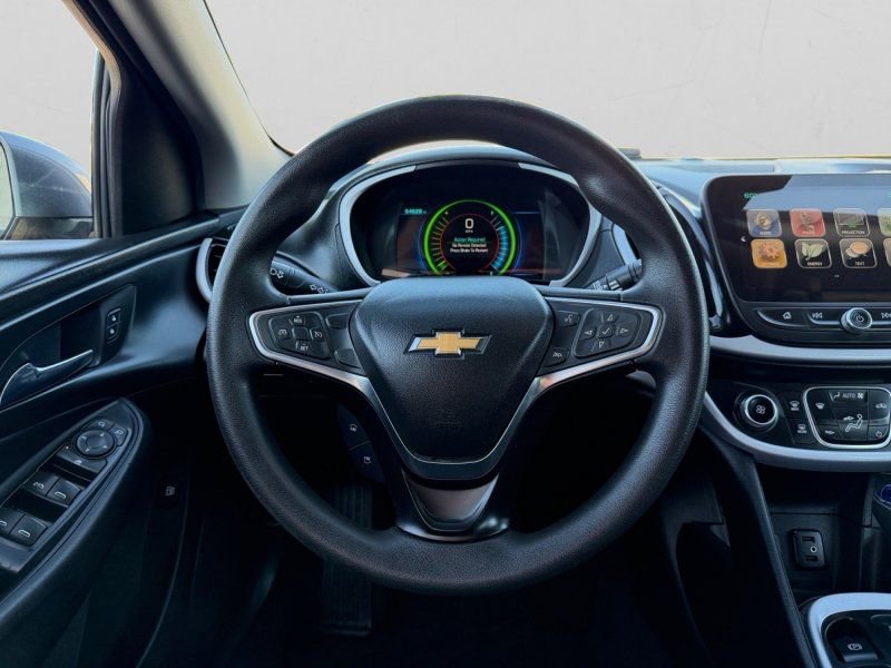 Used 2018 Chevrolet Volt LT image 13