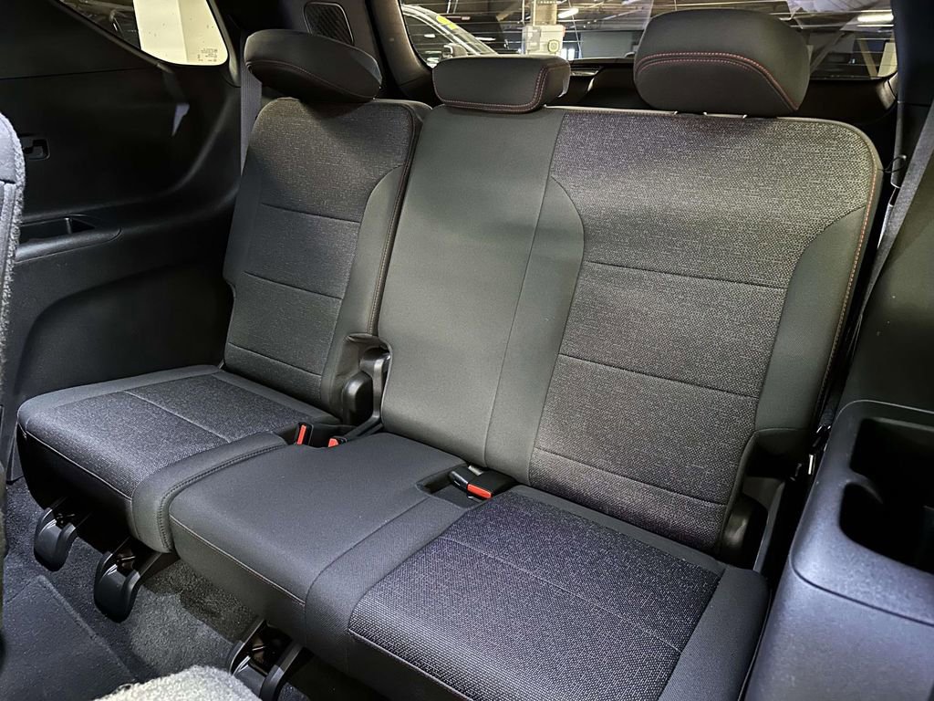 Used 2024 Chevrolet Traverse Z71 image 17