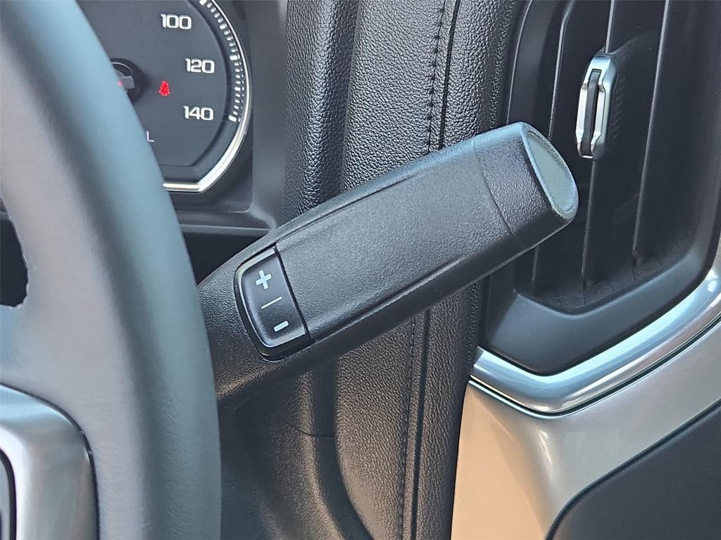 Certified 2022 Chevrolet Silverado 1500 RST AWD/4WD image 8