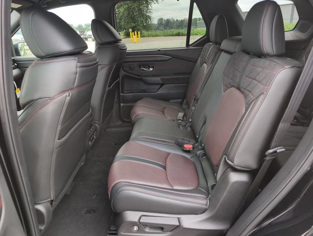 New 2026 Honda Pilot Black Edition image 17
