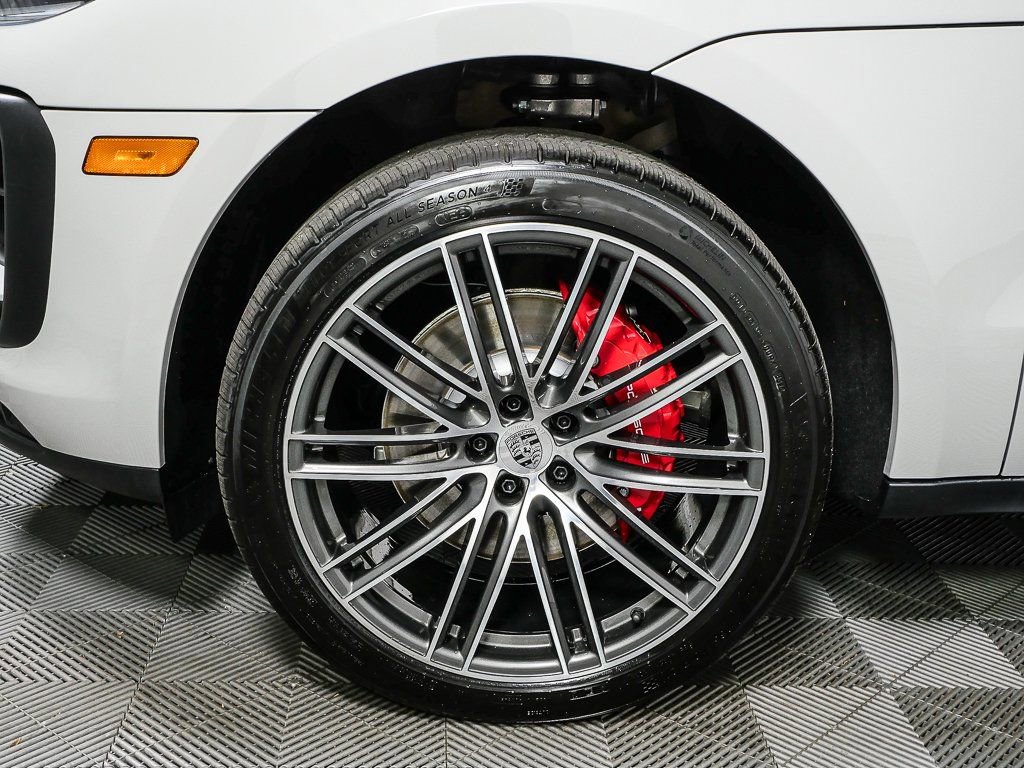 New 2026 Porsche Macan S image 40