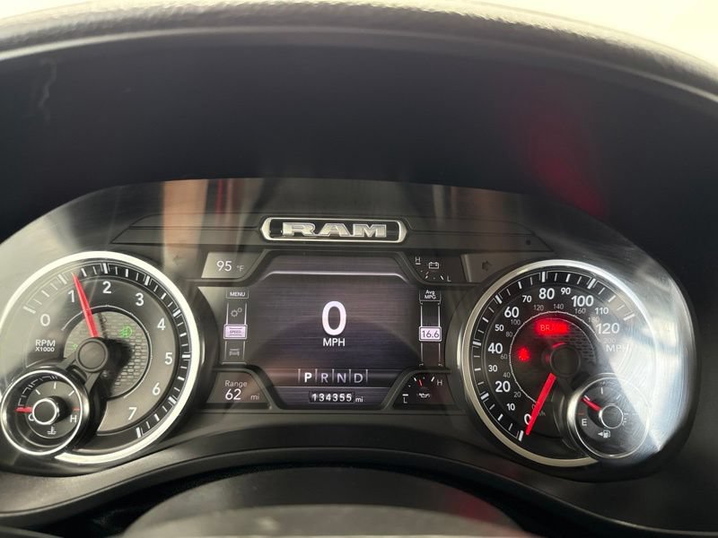 Used 2020 RAM 1500 Laramie RWD image 25