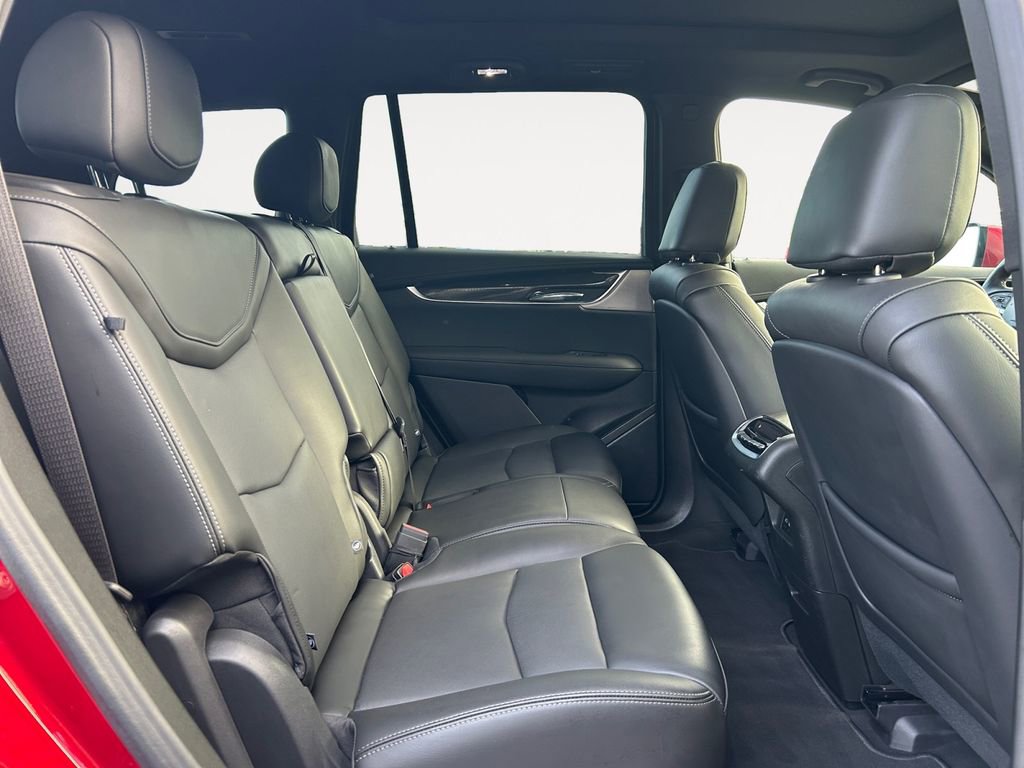 Used 2024 Cadillac XT6 Sport w/ Technology Package image 11