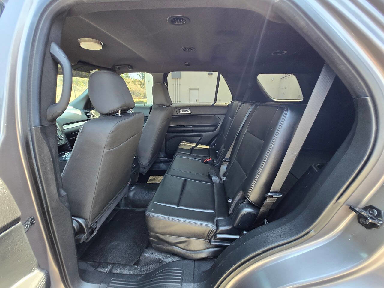 Used 2017 Ford Explorer 4WD Police Interceptor w/ Ultimate Wiring Package image 25