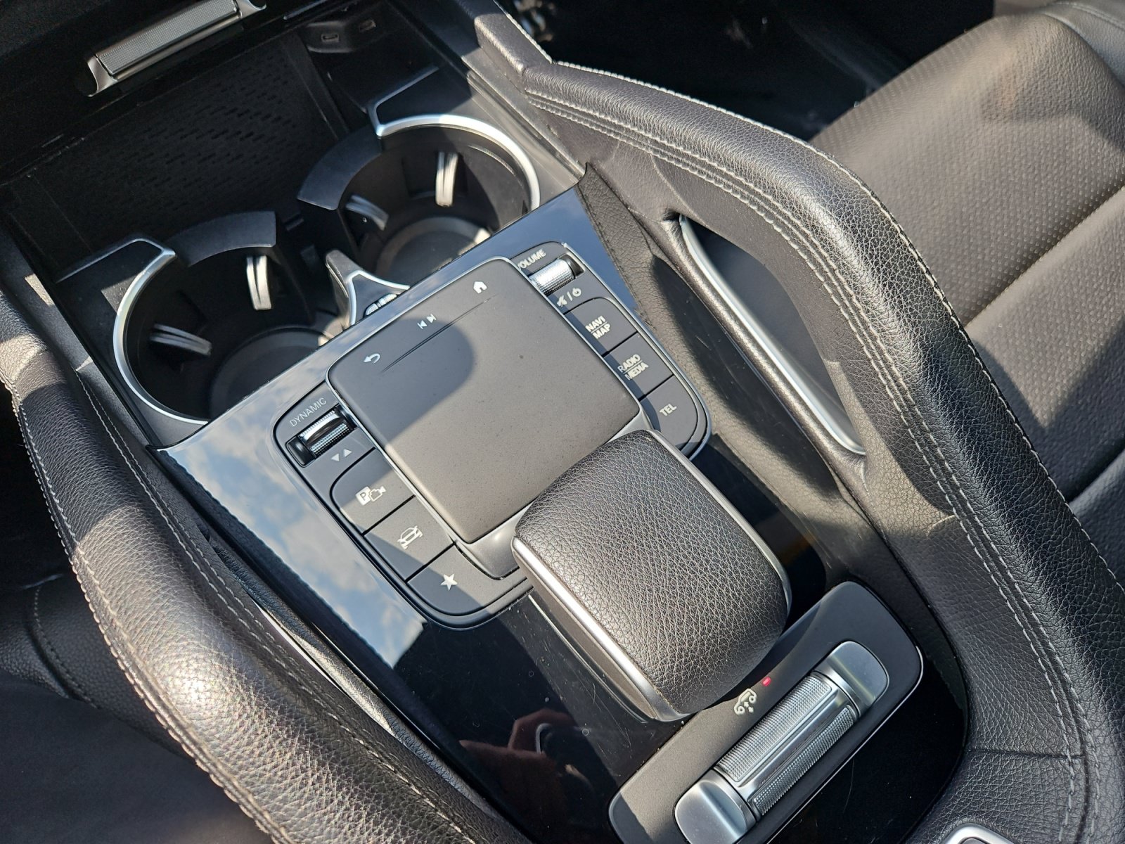 Used 2024 Mercedes-Benz GLS 450 4MATIC image 25