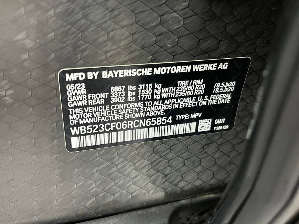 Used 2024 BMW iX xDrive50 AWD/4WD image 27