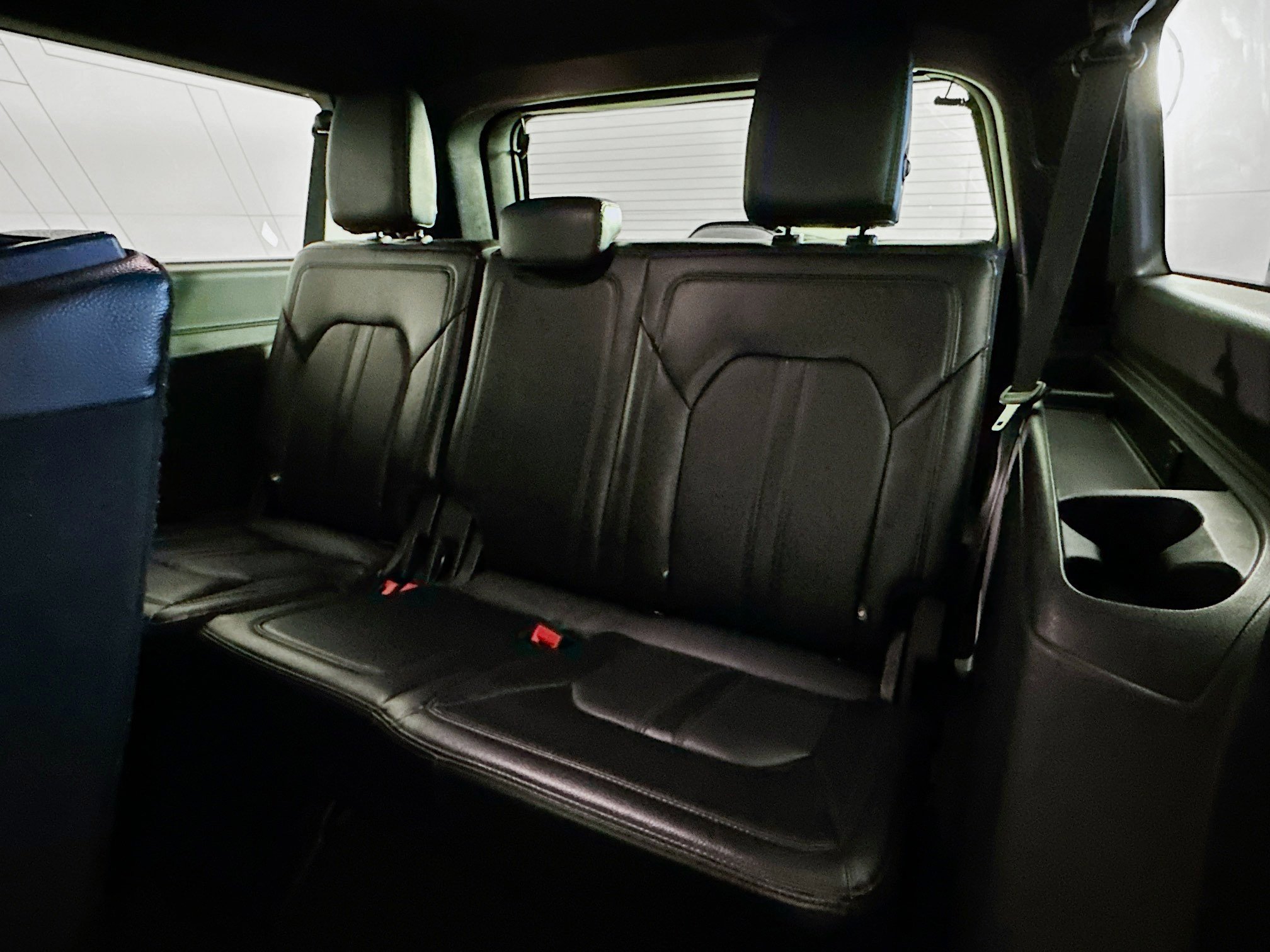 Used 2020 Ford Expedition Max Limited AWD/4WD image 30