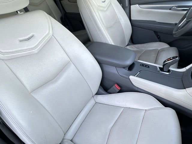 Used 2017 Cadillac XT5 Luxury w/ LPO, Wheel Lock Package image 24