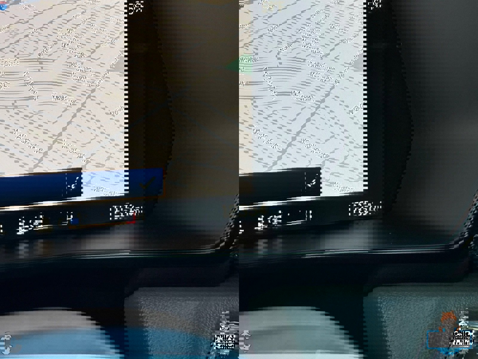 Certified 2025 Chevrolet Colorado ZR2 w/ Technology Package image 30