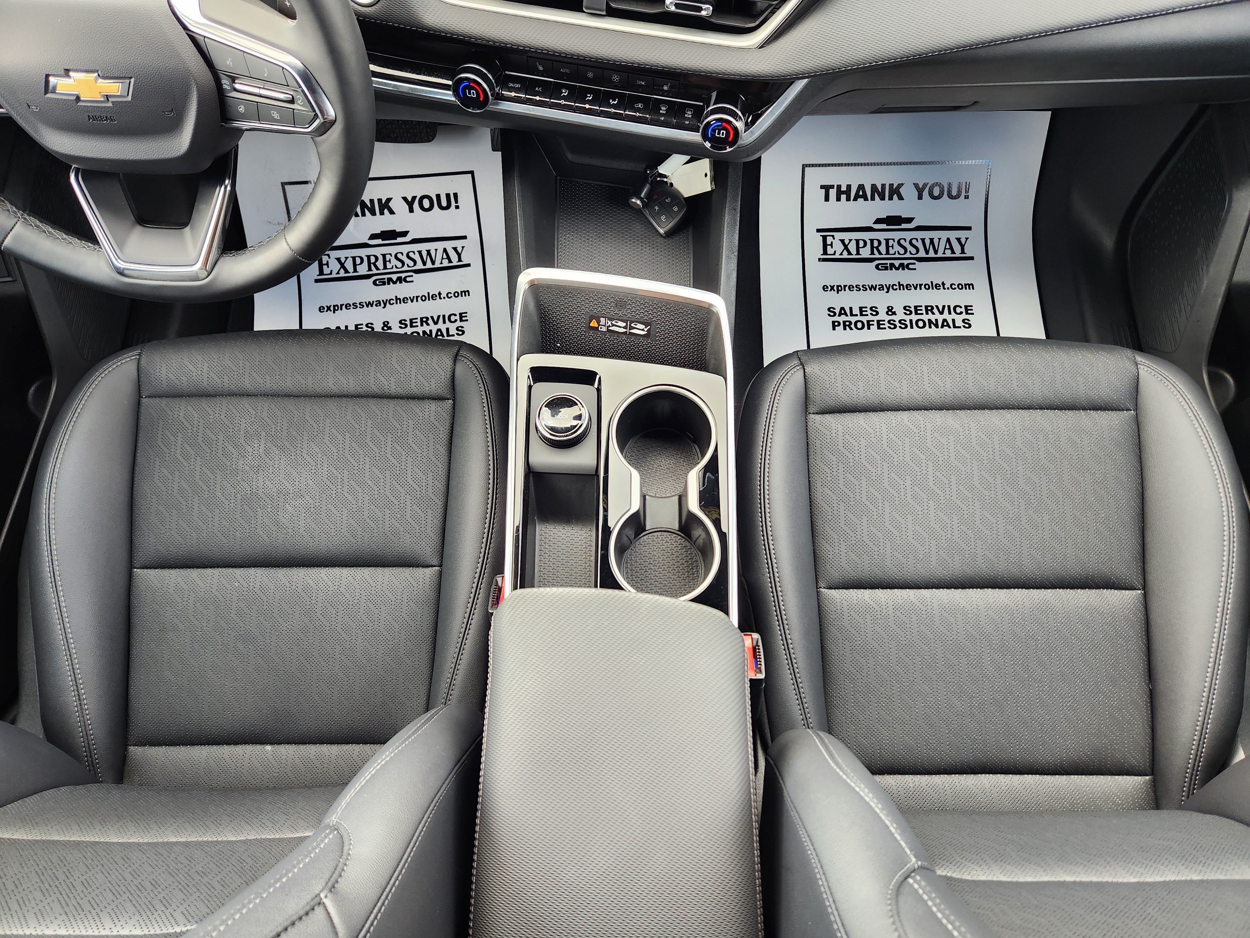 Used 2026 Chevrolet Equinox LT w/ Convenience Package II FWD image 17
