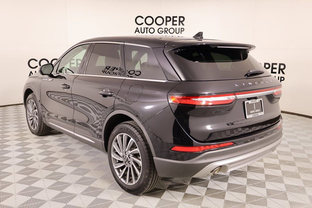 Certified 2025 Lincoln Corsair Reserve image 23