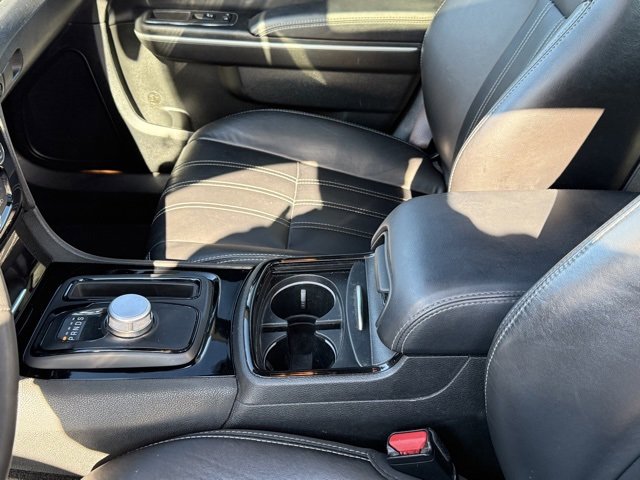 Used 2022 Chrysler 300 S image 24