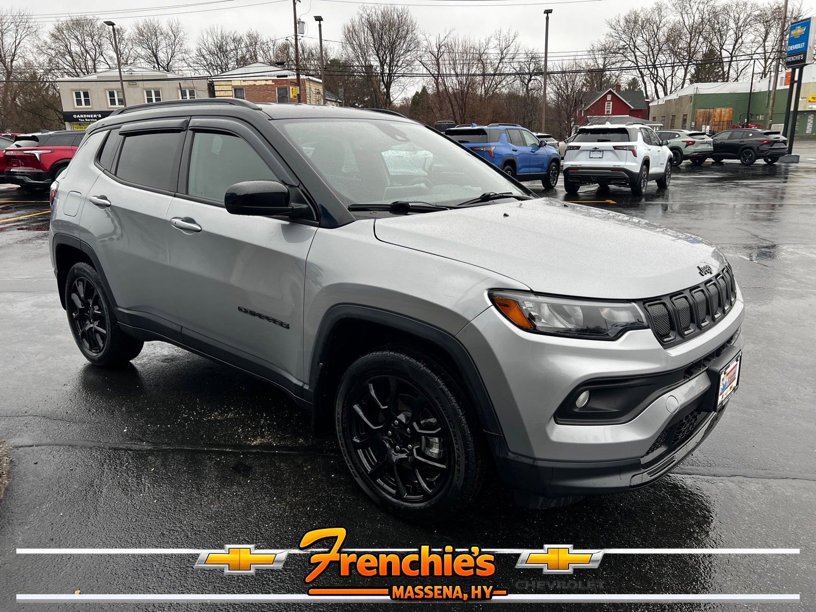 Used 2022 Jeep Compass Latitude w/ Convenience Group AWD/4WD image 3