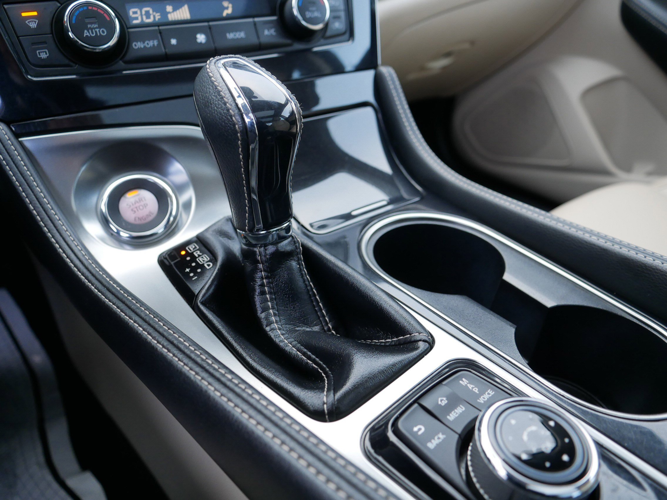 Certified 2018 Nissan Maxima Platinum image 24