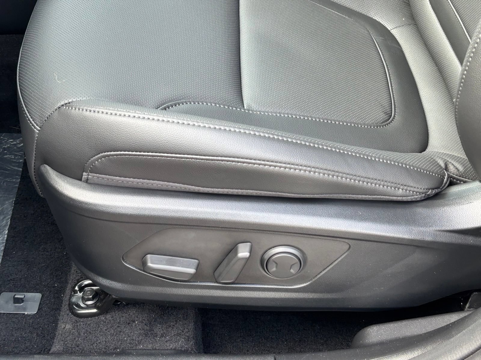 New 2026 Hyundai Santa Cruz SEL FWD image 14
