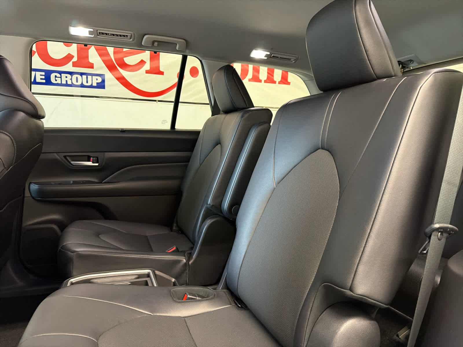 Used 2025 Toyota Grand Highlander FWD image 21