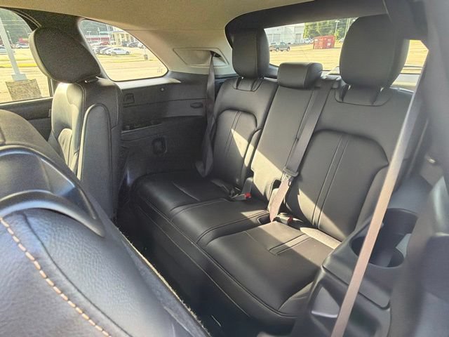 Used 2025 MAZDA CX-90 3.3 Turbo w/ Preferred Package AWD/4WD image 7
