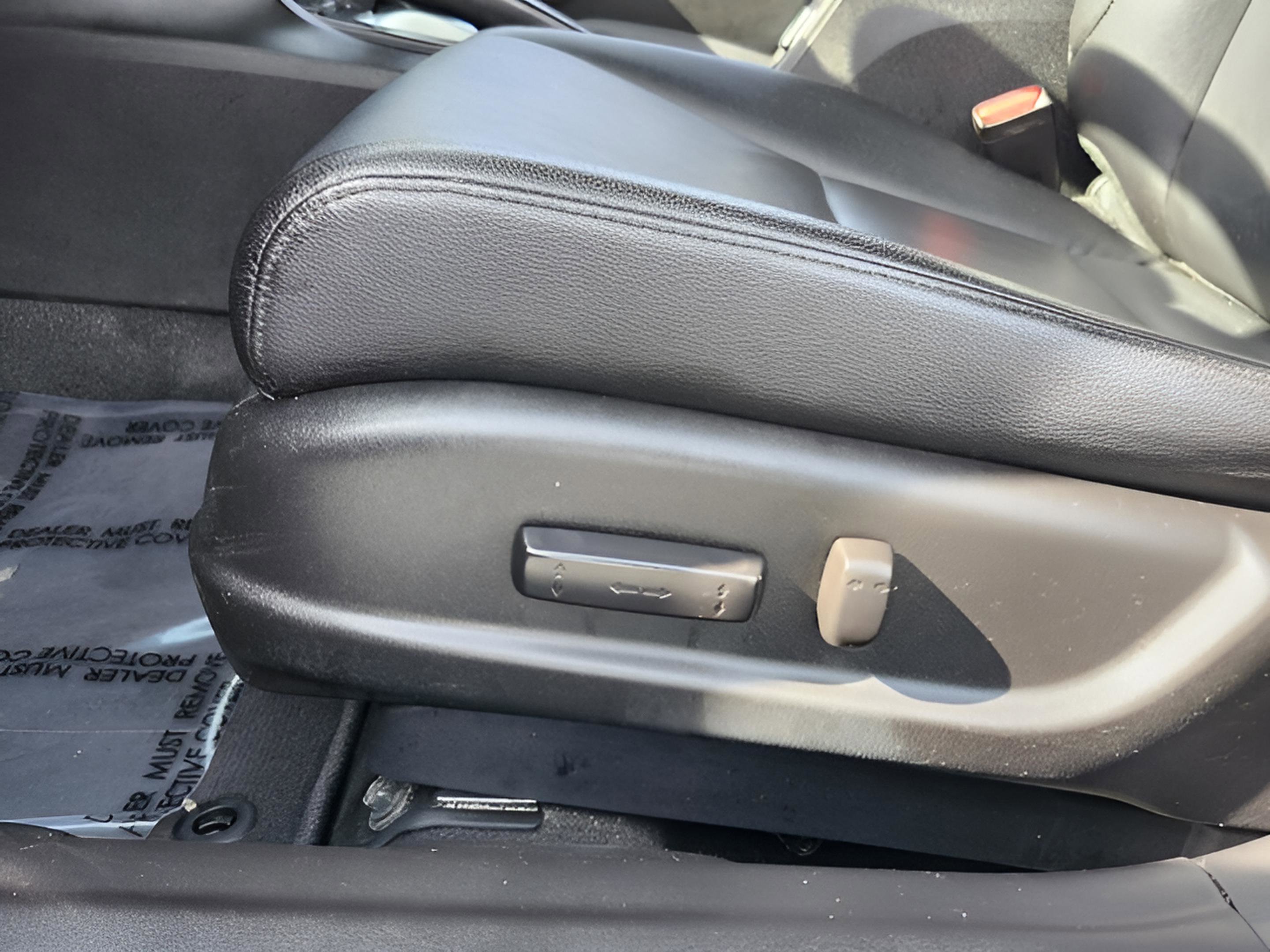 Used 2018 Acura ILX w/ Special Edition Package image 10