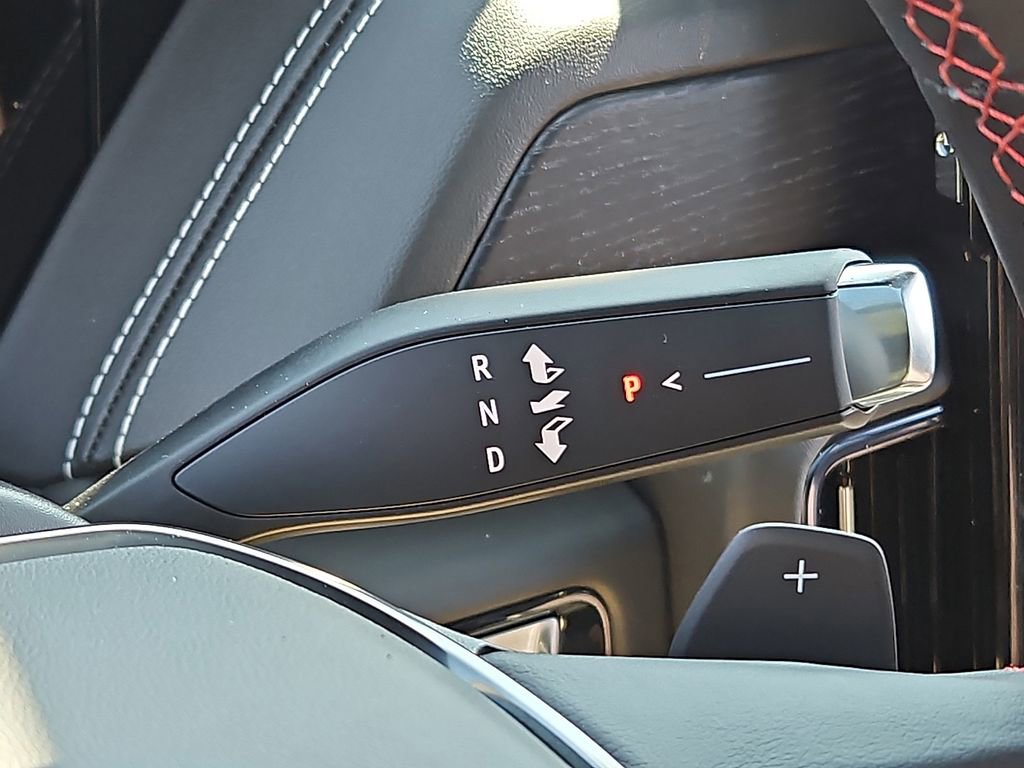 New 2026 GMC Yukon XL AT4 Ultimate AWD/4WD image 11