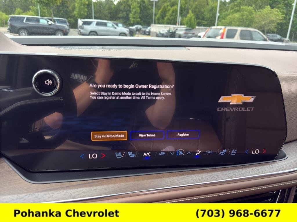 New 2026 Chevrolet Tahoe High Country AWD/4WD image 14