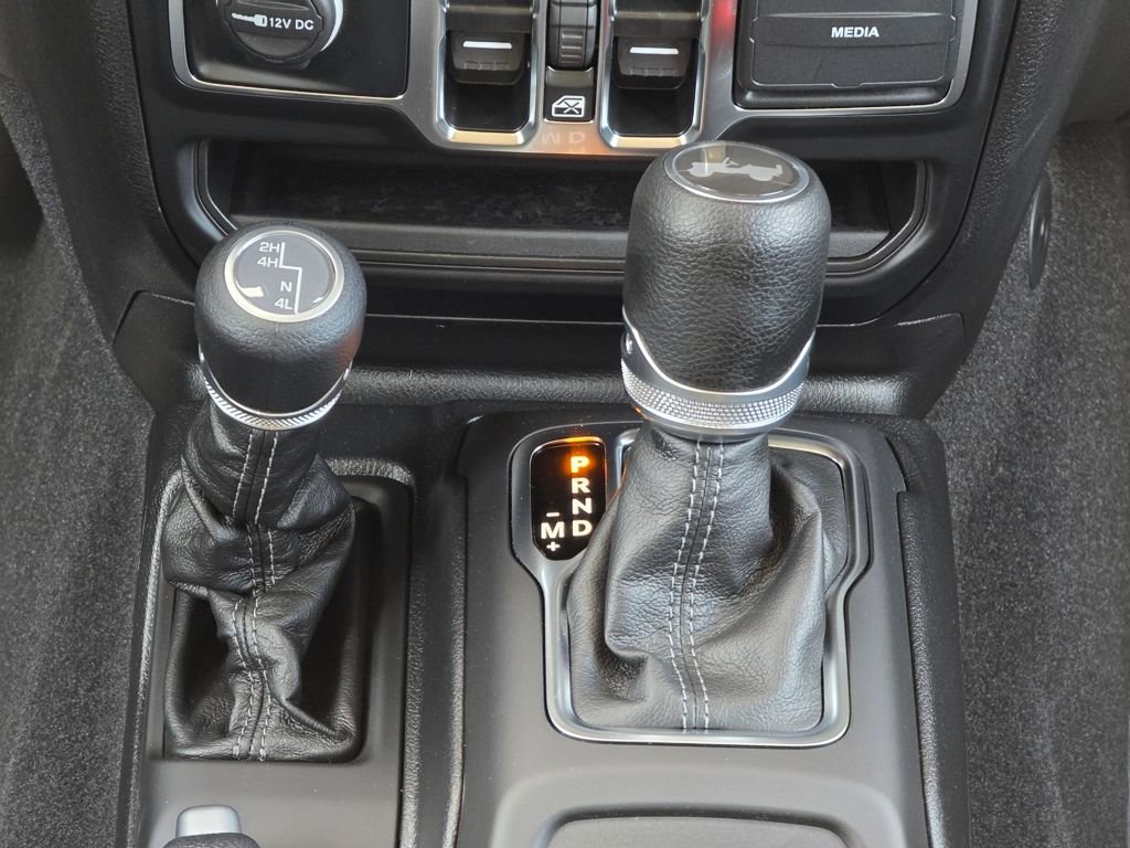 New 2025 Jeep Wrangler Sport S image 30