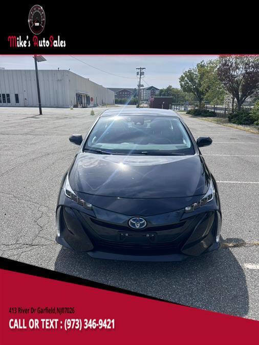 Used 2022 Toyota Prius Prime LE image 1