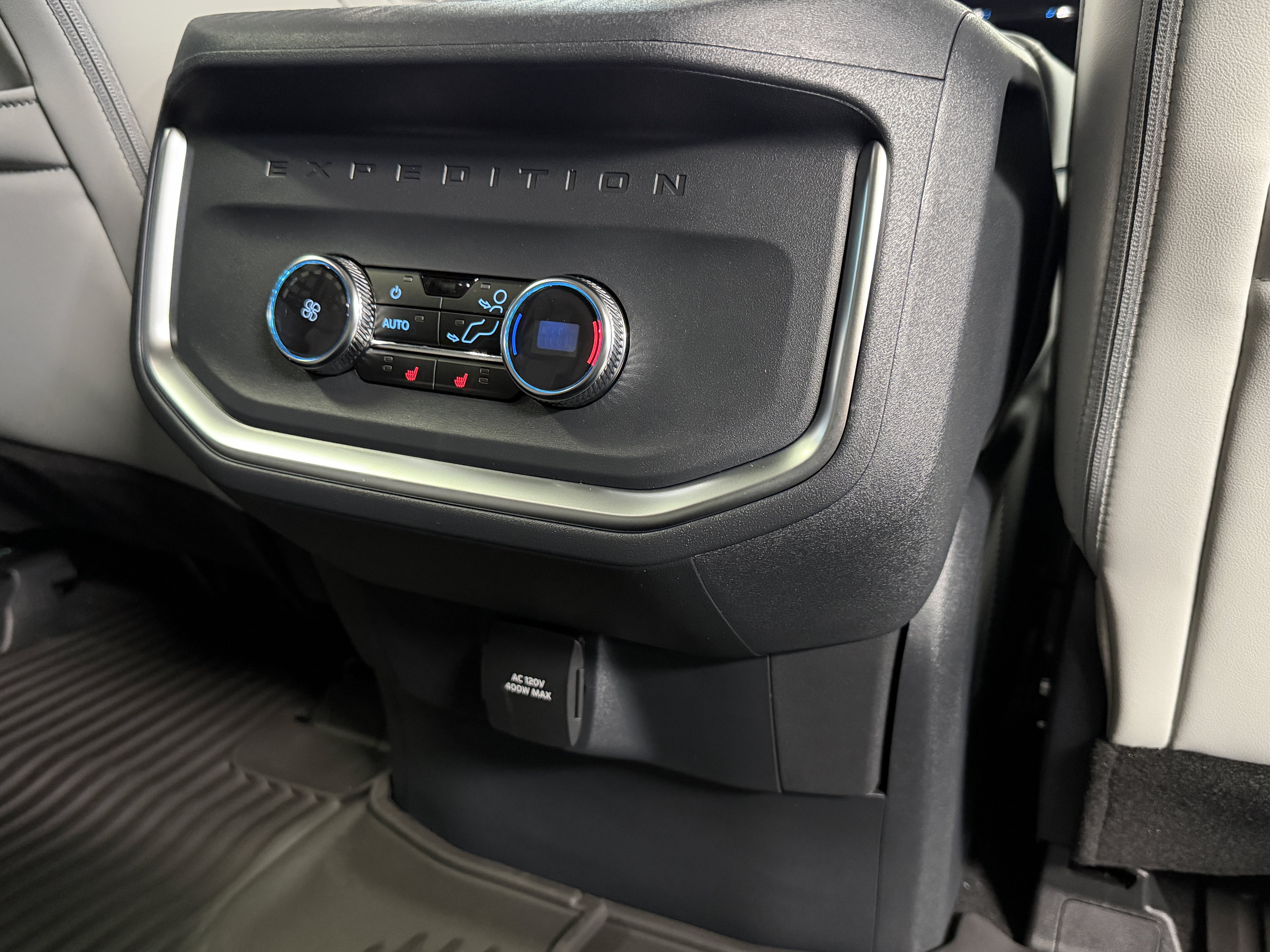 New 2027 Ford Expedition Platinum AWD/4WD image 26