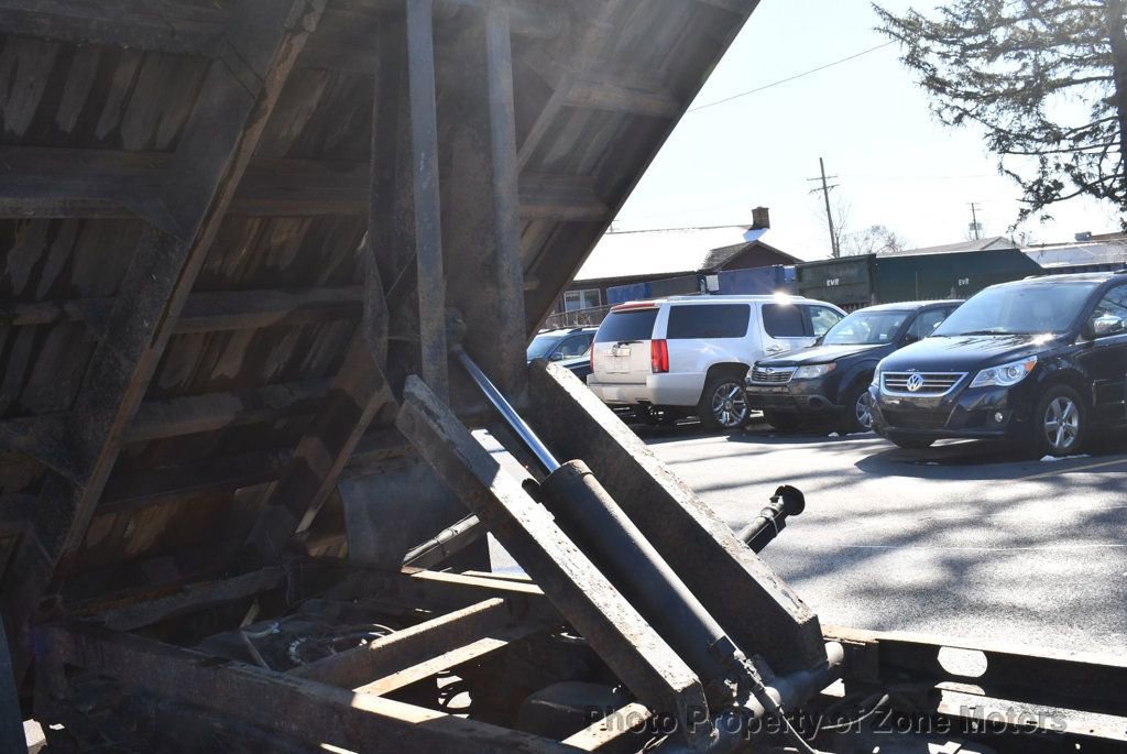 Used 1997 Ford F350 2WD Regular Cab image 33