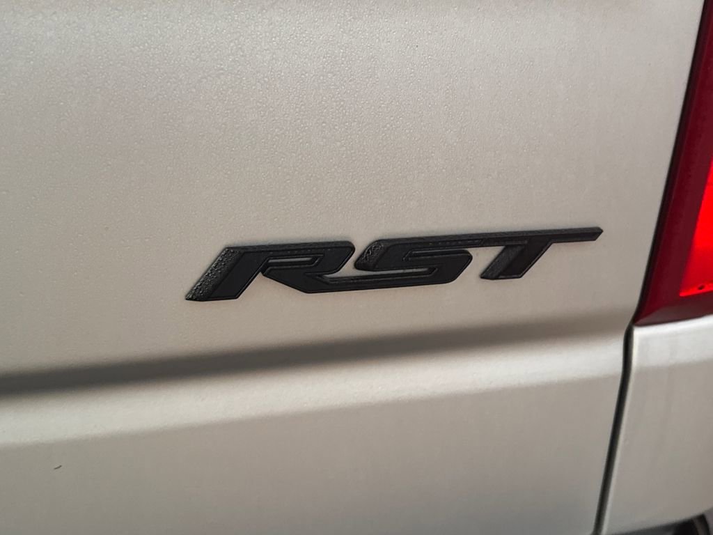 Used 2022 Chevrolet Silverado 1500 RST image 6