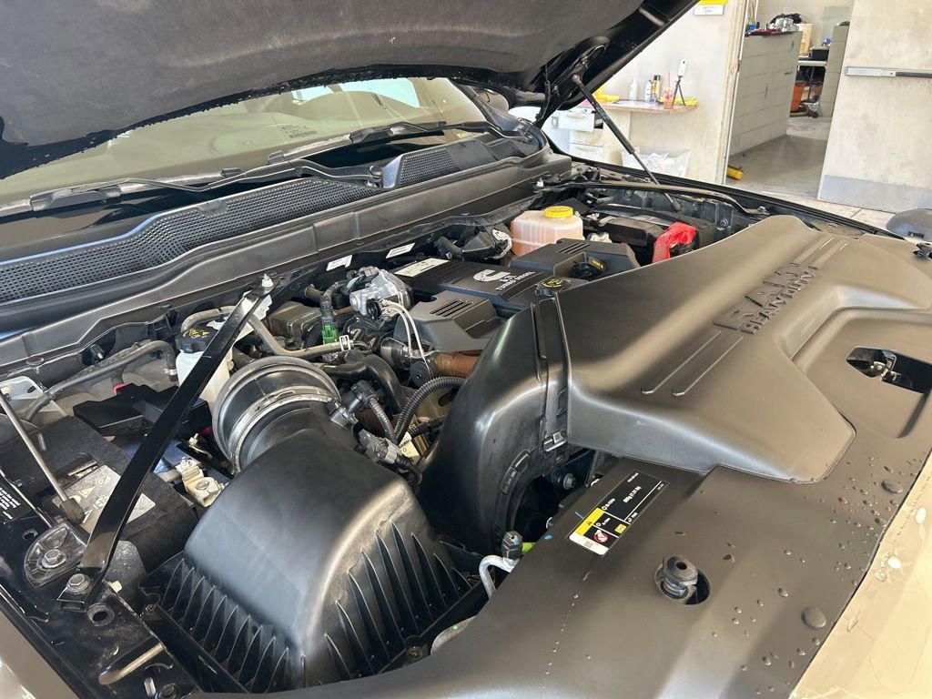 Used 2024 RAM 3500 Big Horn w/ Bed Utility Group image 9