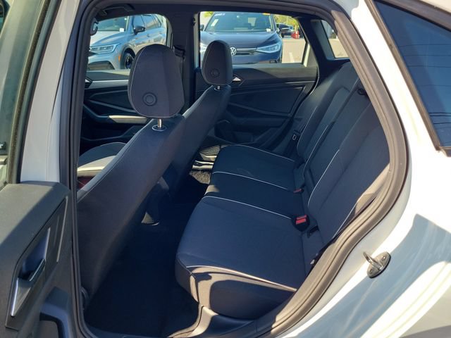 Used 2026 Volkswagen Jetta Sport FWD image 9
