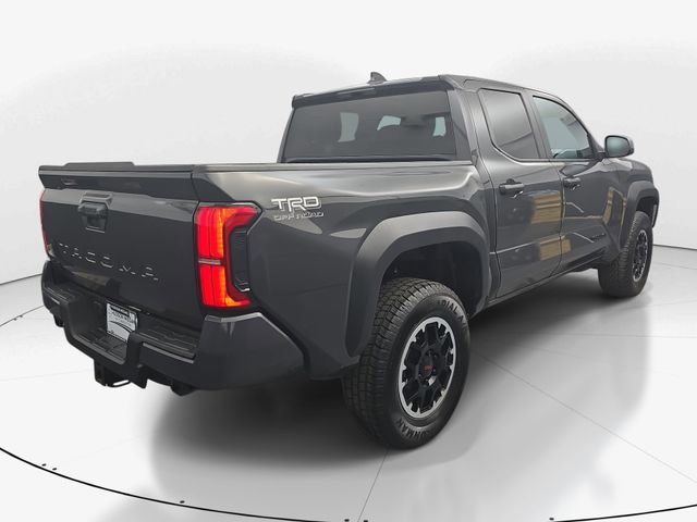 Used 2024 Toyota Tacoma TRD Off-Road AWD/4WD image 10