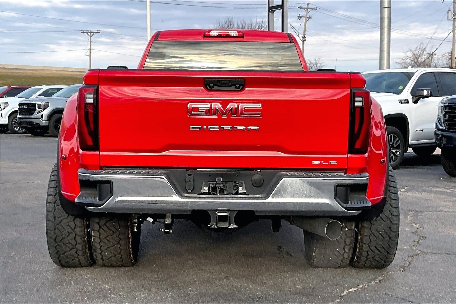 New 2026 GMC Sierra 3500 SLE image 4