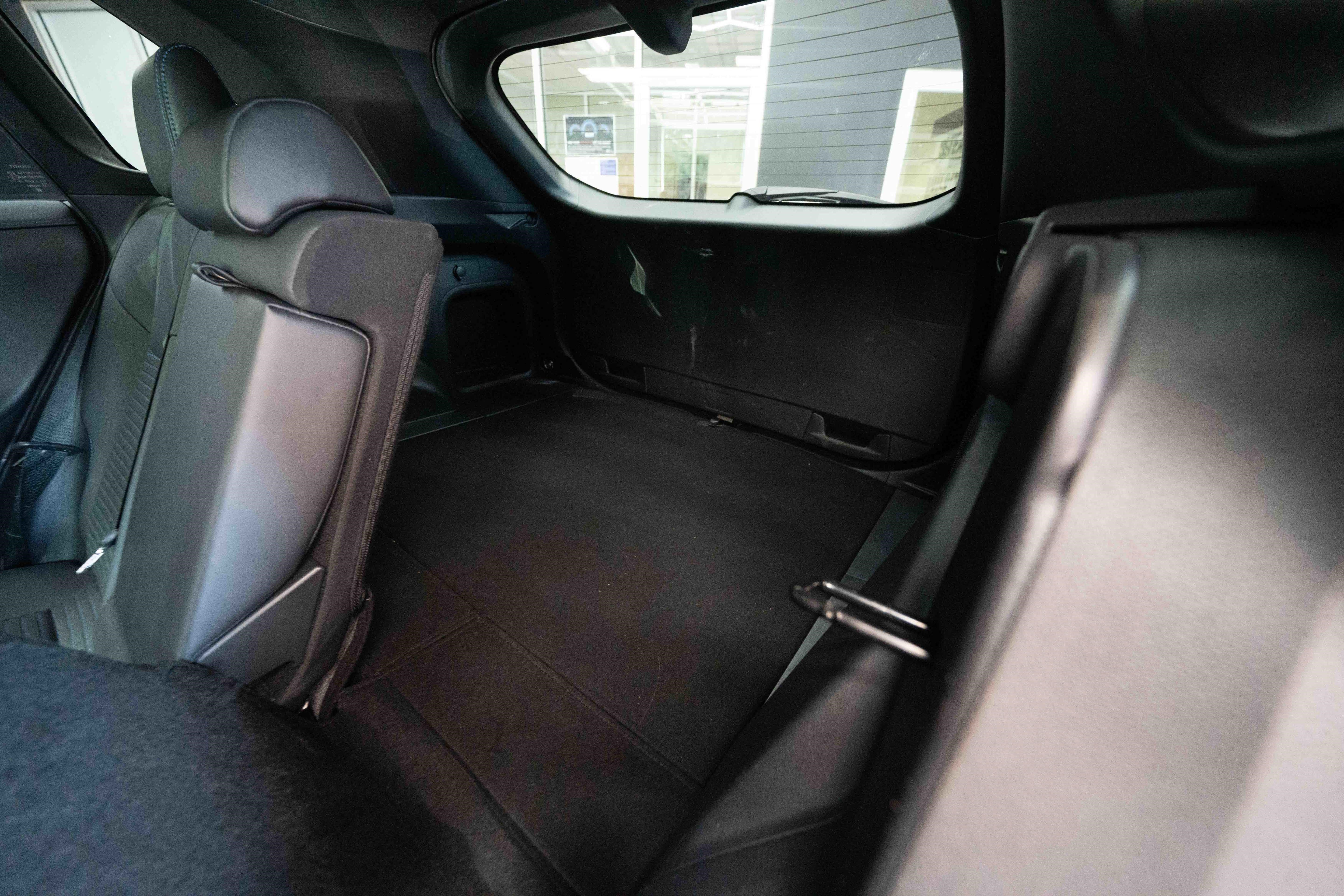 Used 2022 Toyota RAV4 XSE AWD/4WD image 24