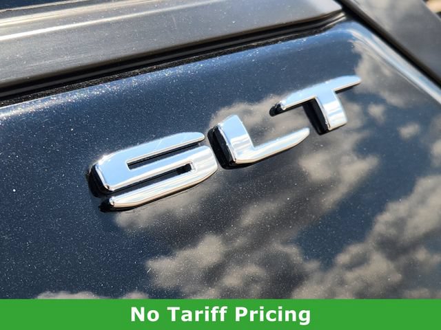 Used 2022 GMC Terrain SLT w/ Tech Package FWD image 11