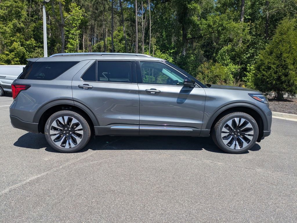 New 2026 Ford Explorer Platinum image 3