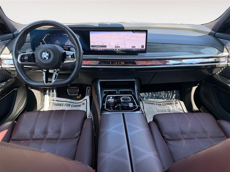 Used 2023 BMW 760i xDrive w/ Luxury Rear Seating Package AWD/4WD image 12