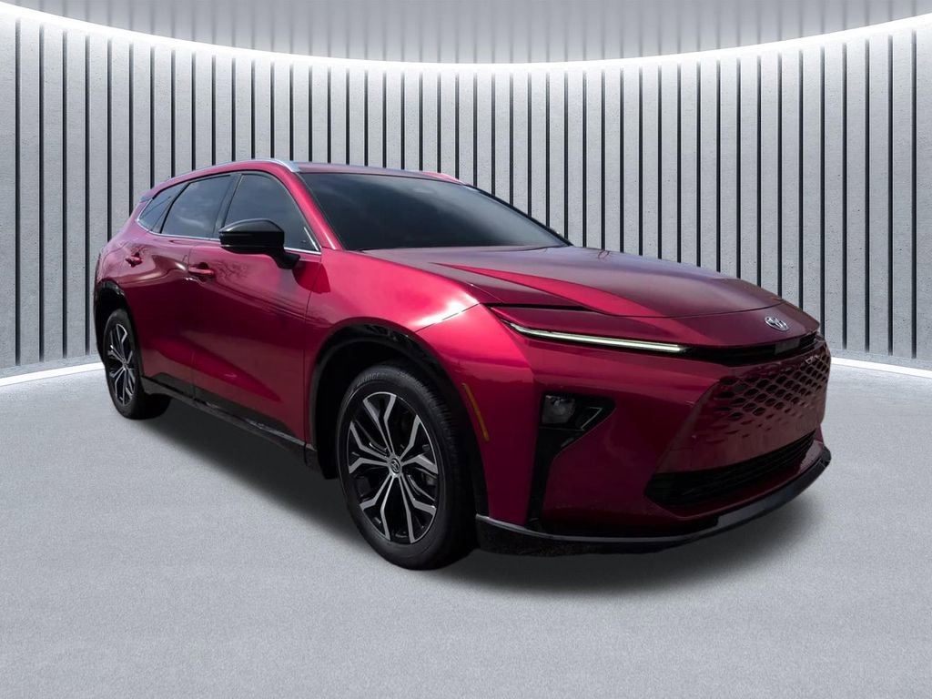 Used 2025 Toyota Crown Signia AWD/4WD image 1