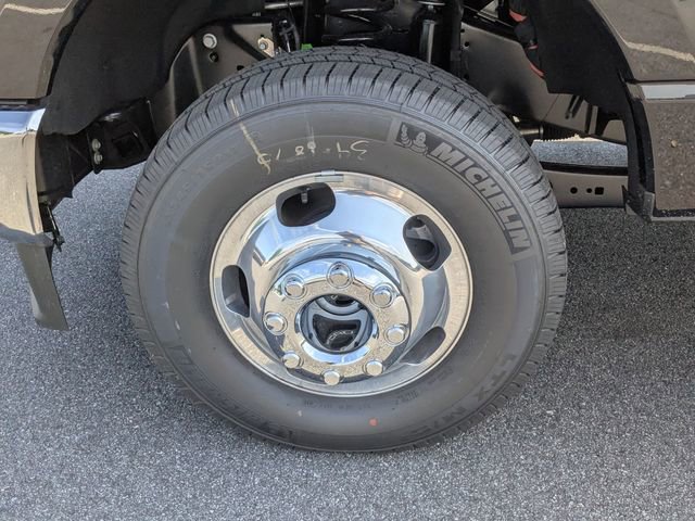 New 2025 Ford F350 XL w/ XL Chrome Package image 19