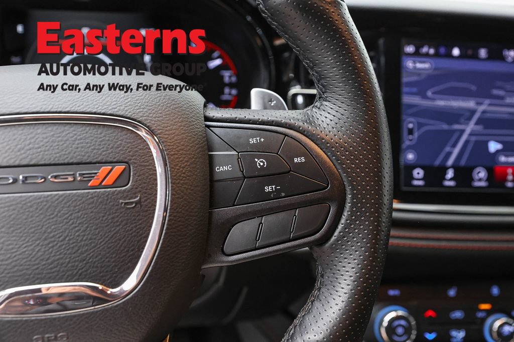 Used 2025 Dodge Durango GT RWD image 16