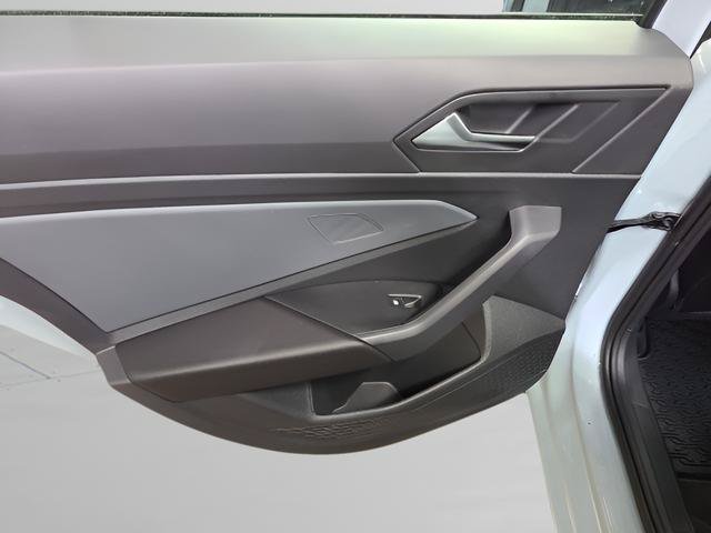 New 2026 Volkswagen Jetta SE image 17