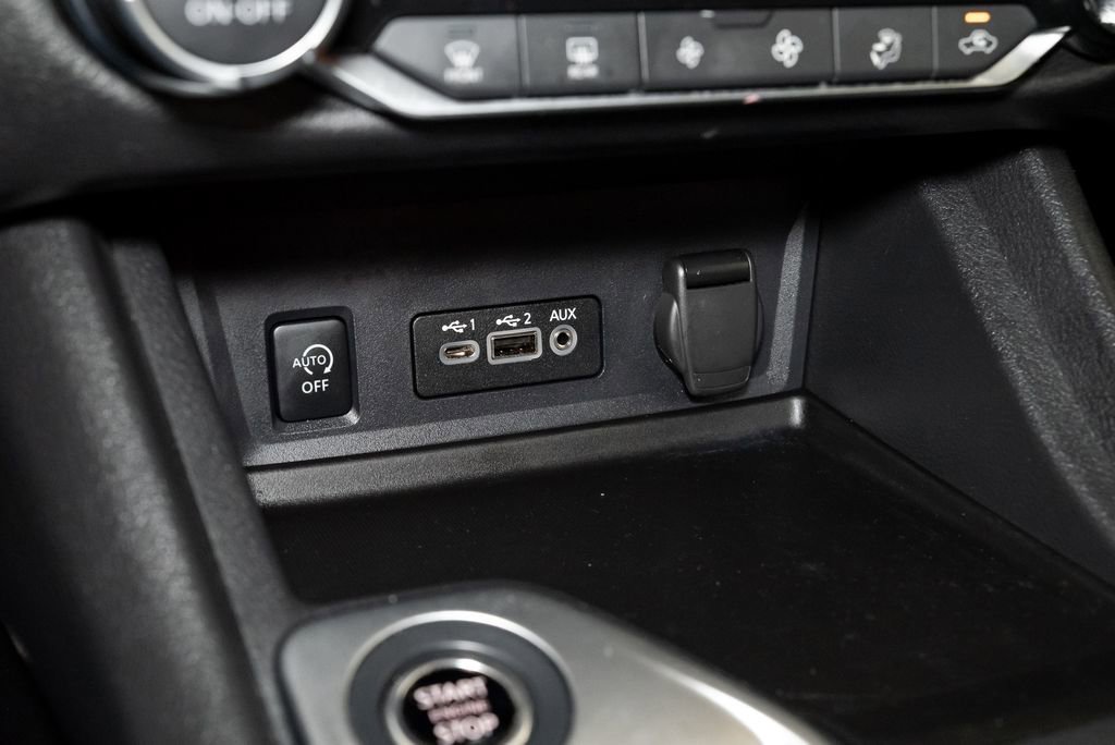 Used 2024 Nissan Sentra SV w/ All-Weather Package FWD image 19