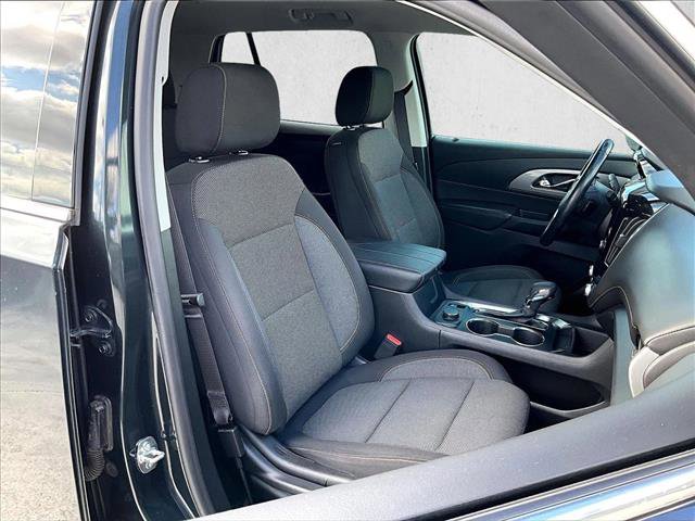 Certified 2021 Chevrolet Traverse LT image 9