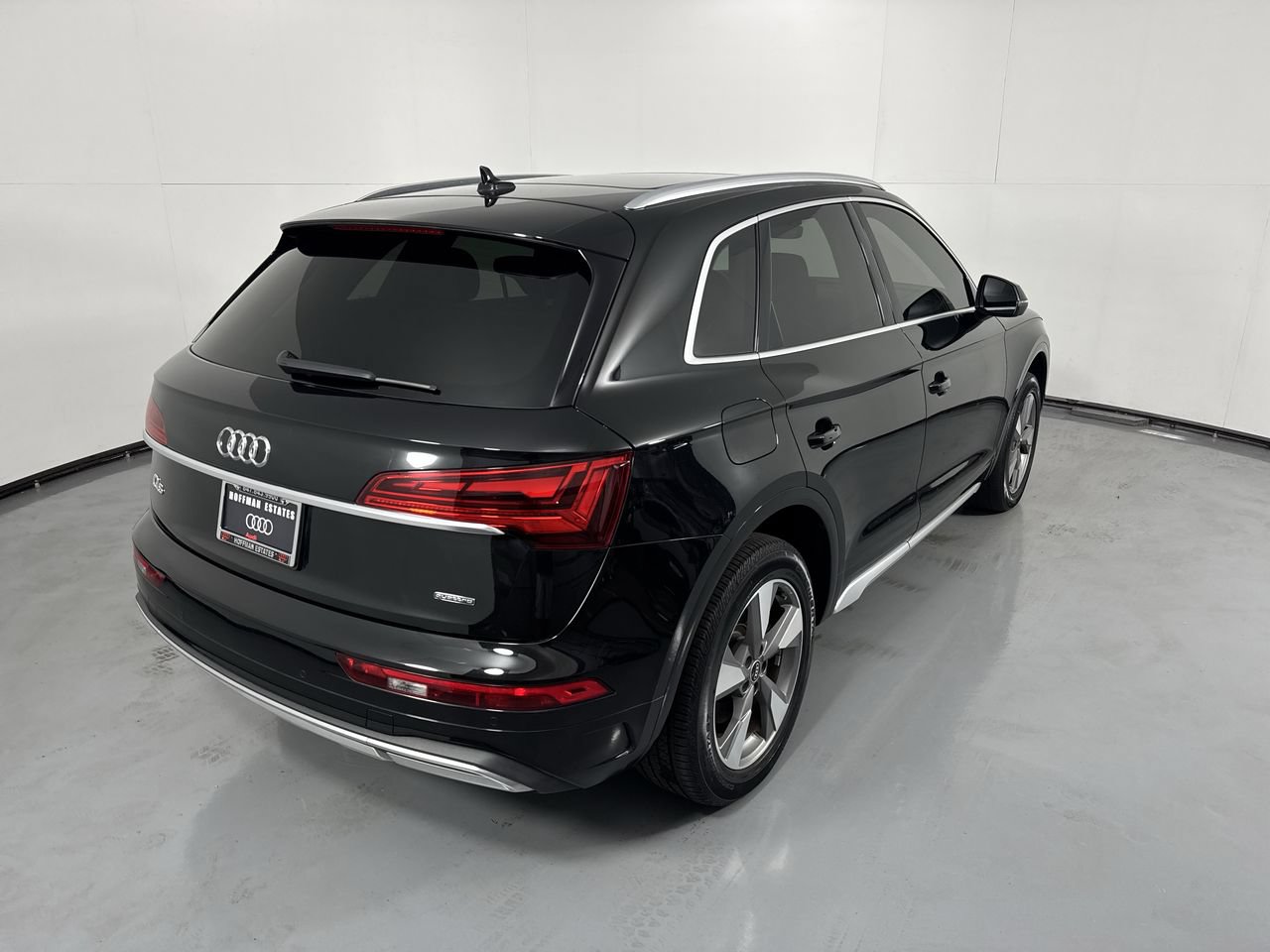 Used 2023 Audi Q5 2.0T Premium w/ Convenience Package AWD/4WD image 37