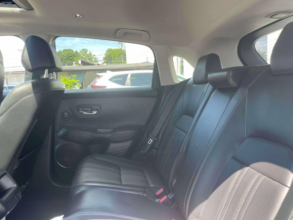 Certified 2024 Honda HR-V EX-L image 11