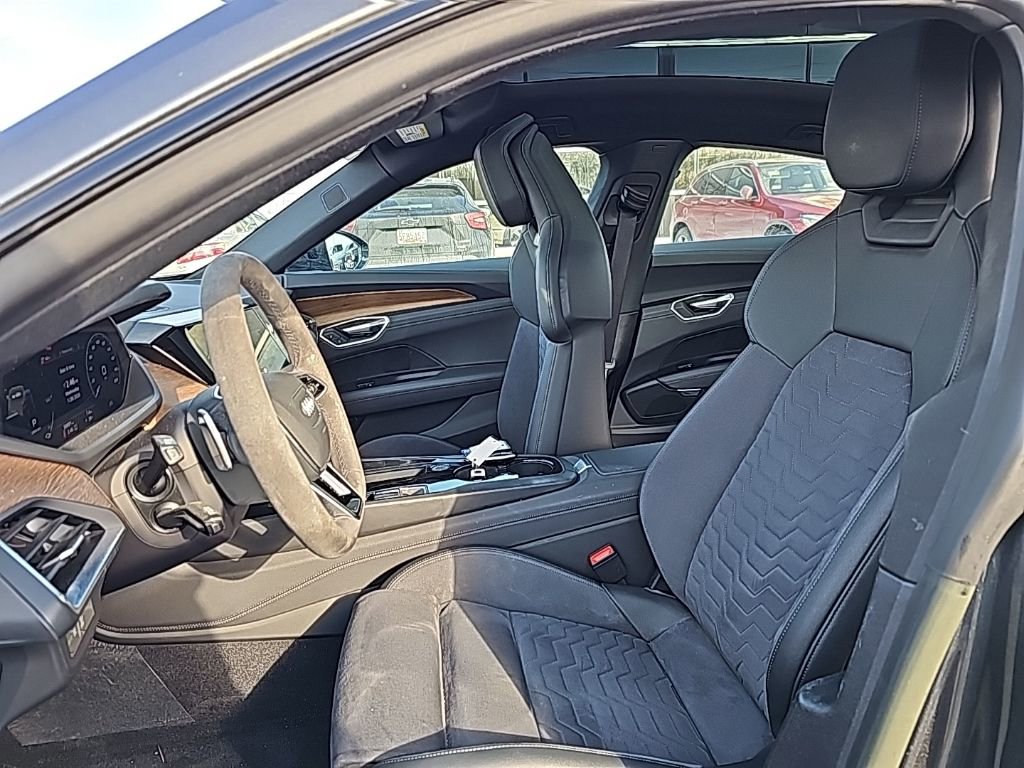Used 2023 Audi e-tron GT Premium Plus image 3