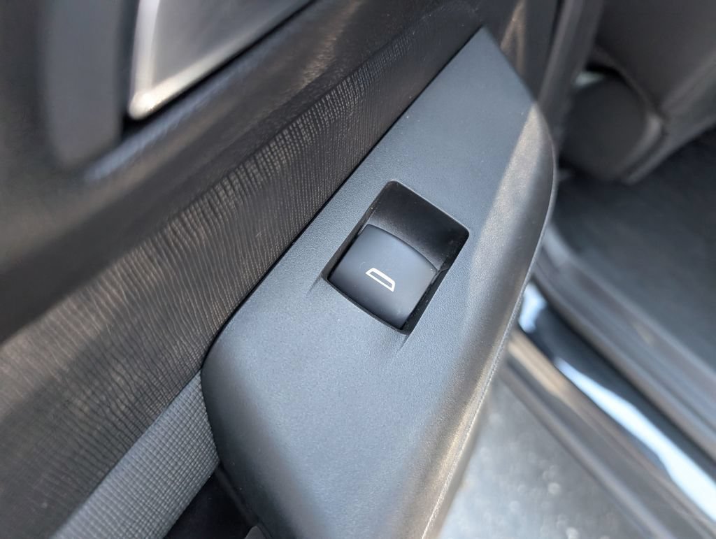 Used 2025 Buick Envista Avenir FWD image 11