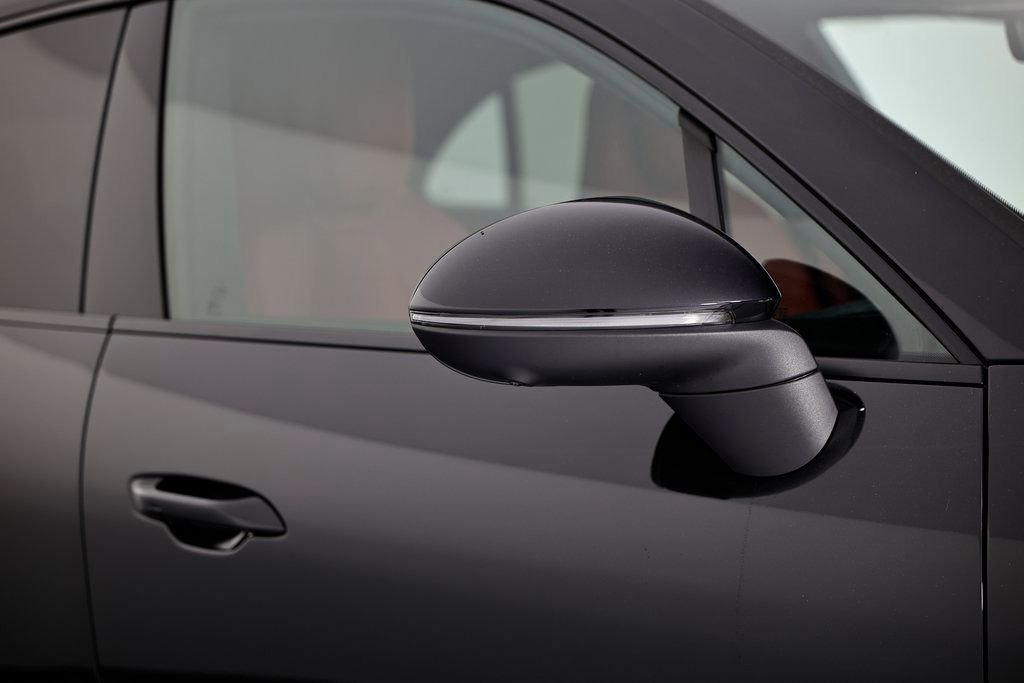 New 2026 Porsche Macan Electric image 17